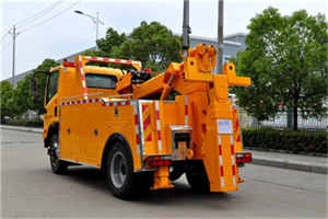 金牛高速路拖车费